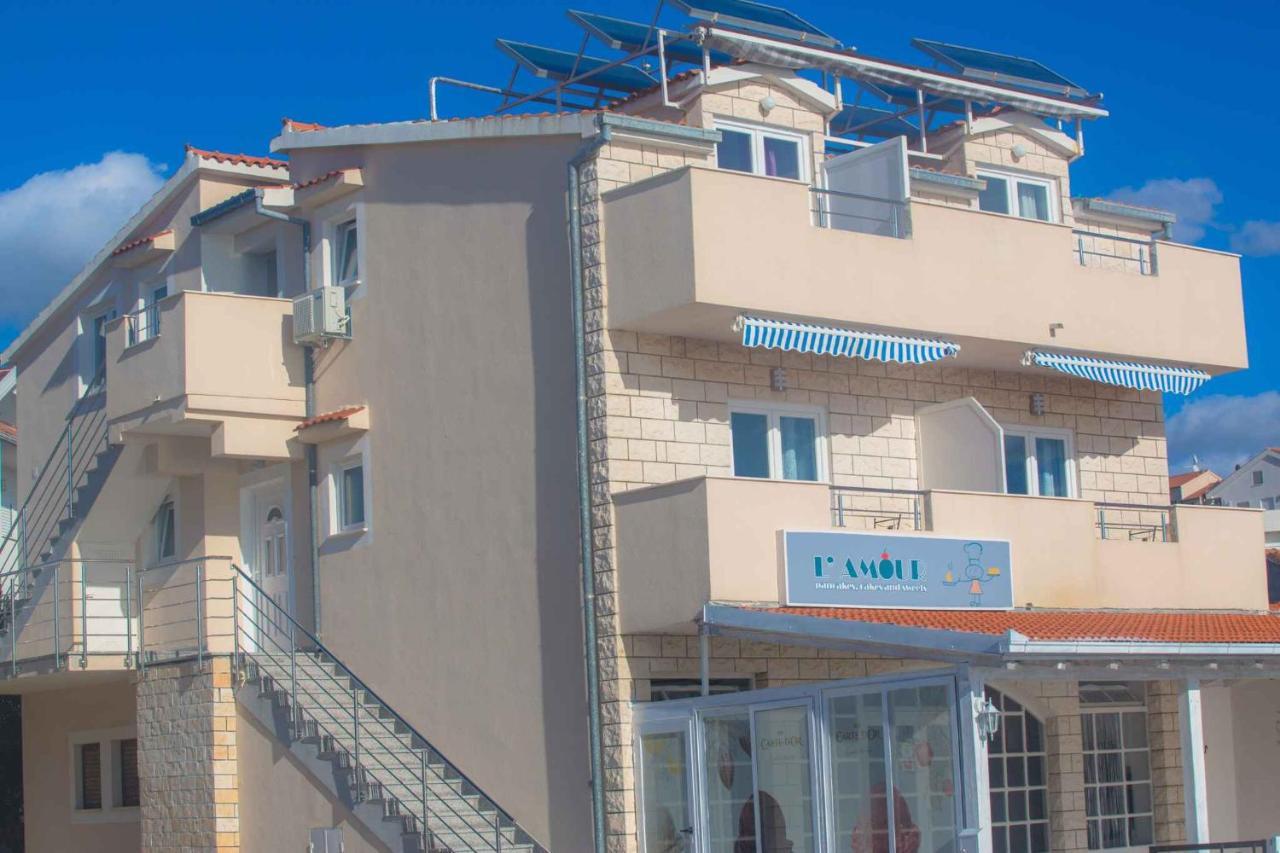 Apartments In Rogoznica 40364 Exterior photo